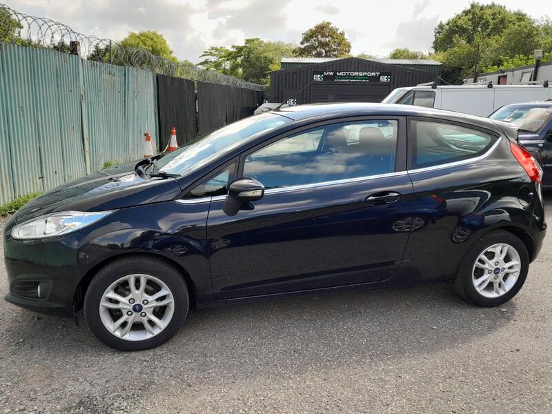 FORD FIESTA