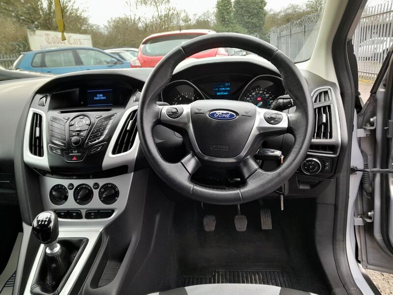 FORD FOCUS