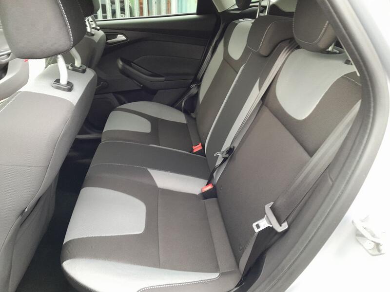 FORD FOCUS