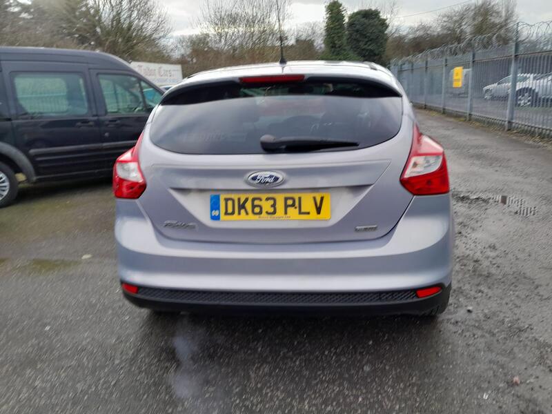 FORD FOCUS