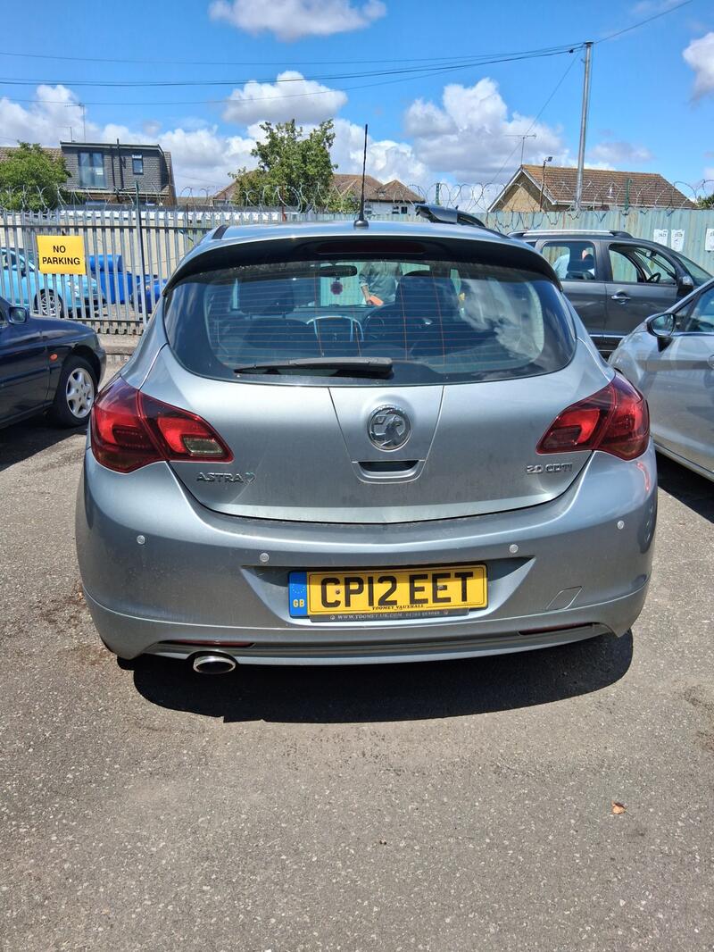 VAUXHALL ASTRA