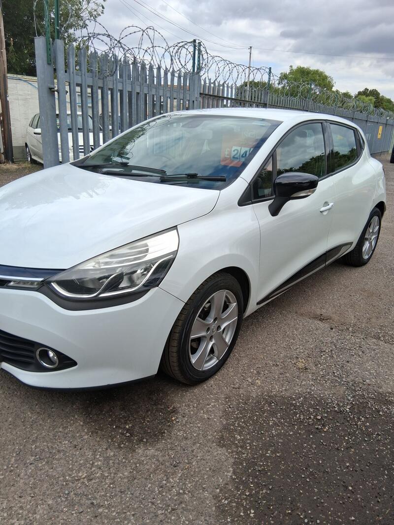 RENAULT CLIO