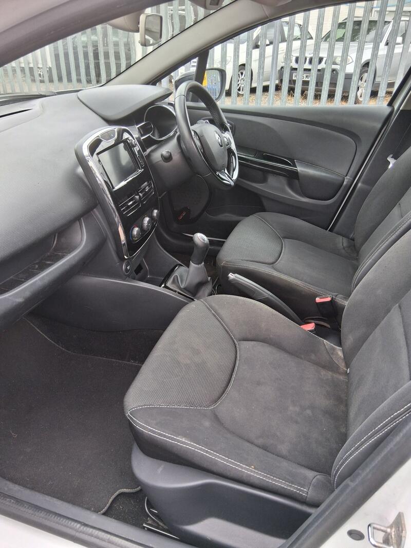 RENAULT CLIO